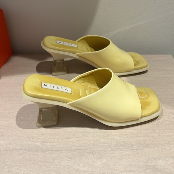 MIISTA beige/ yellow sandals - Picture 6 of 7